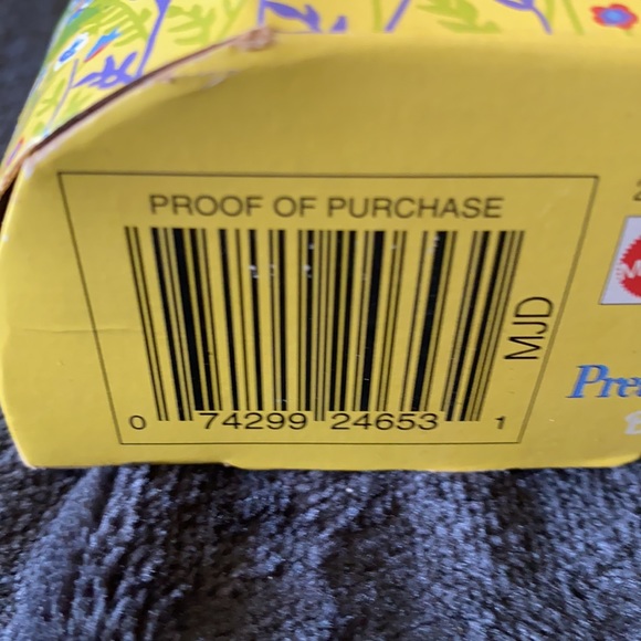 Pretty Flowers Barbie 1999 - Picture 3 of 4